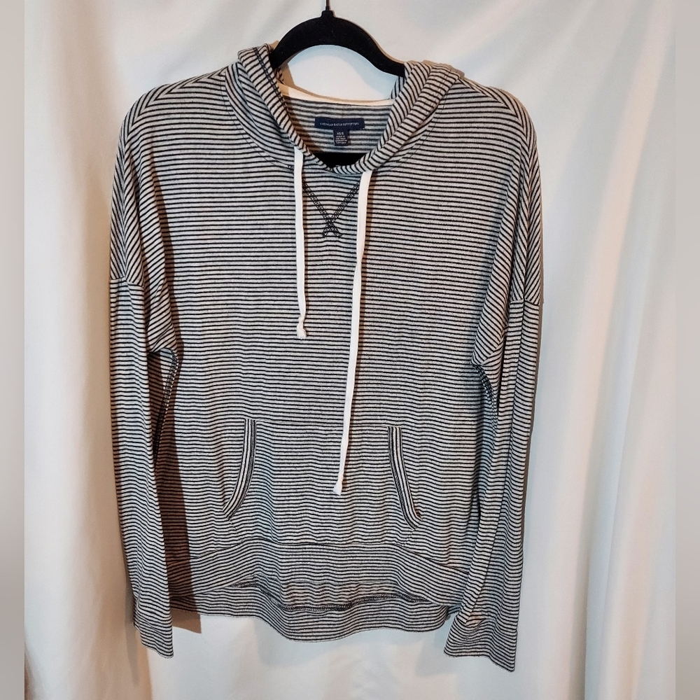 American Eagle Outfitters Black and White Striped Hoodie